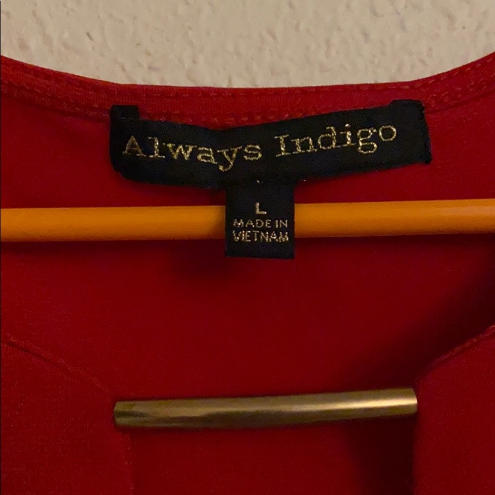 Red top - Picture 4 of 5
